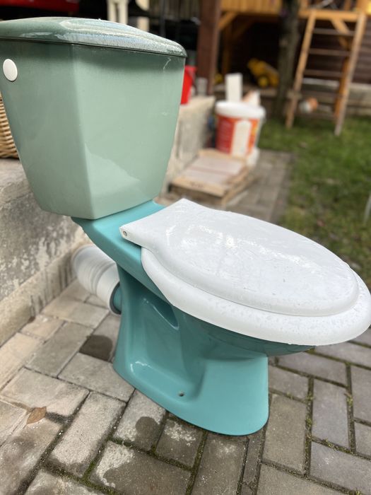 Vand wc cu rezervor si chiuveta cu picior