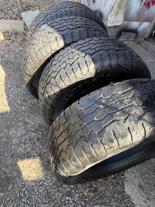 Продам рещину 265/70/16