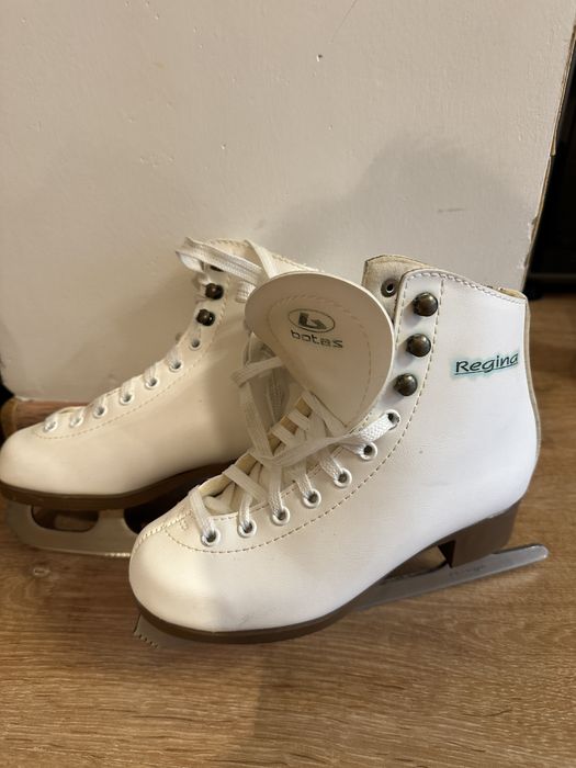 Продам коньки детские Botas Regina