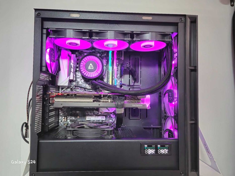 Настолен компютър за работа и игри Ryzen 7 5800x, 16gb ram, rx6700xt