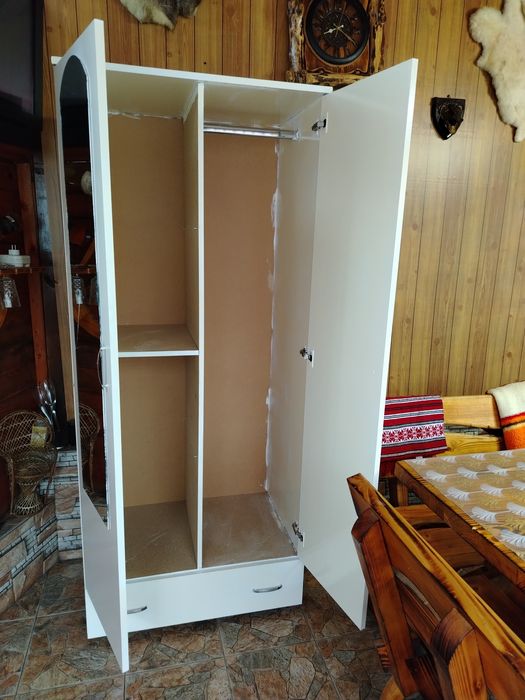 Șifonier de vânzare