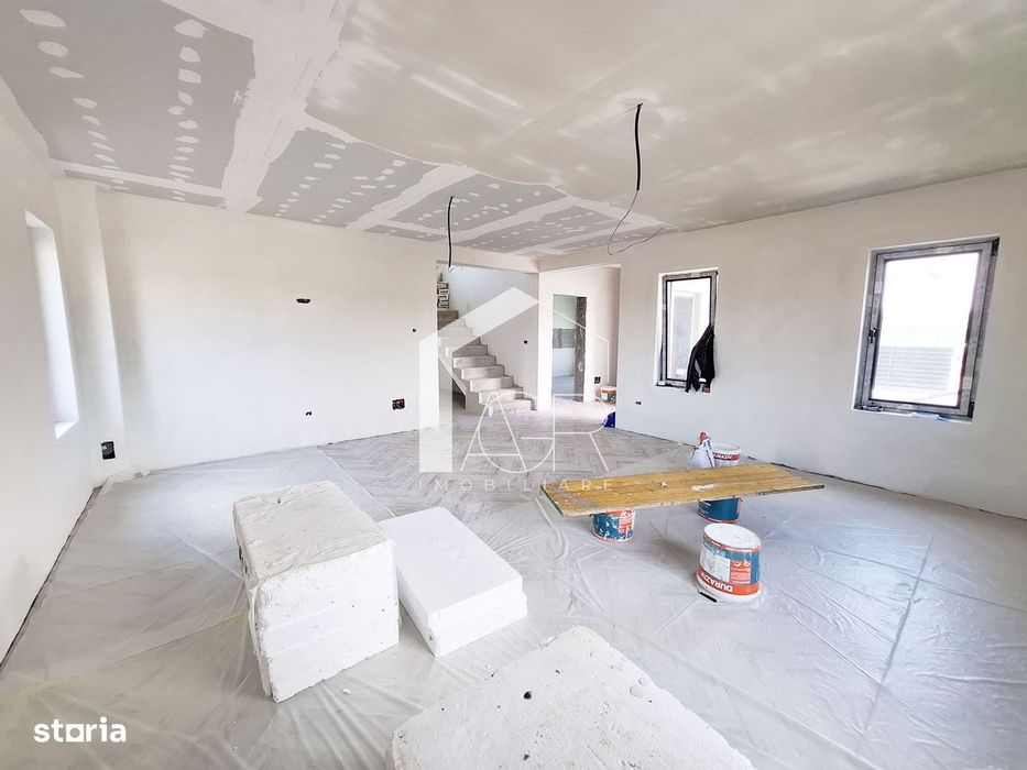 Vila P+1E, cu 5 camere, Paulesti