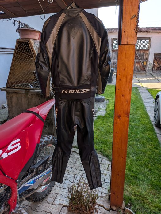 Combinezon costum moto piele Dainese Mărime 50
