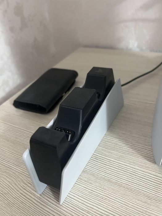 Продается пс5 слим(PS5 Slim) 750 игры