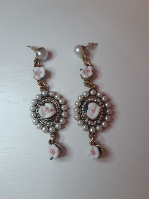 Обеци във Винтидж стил