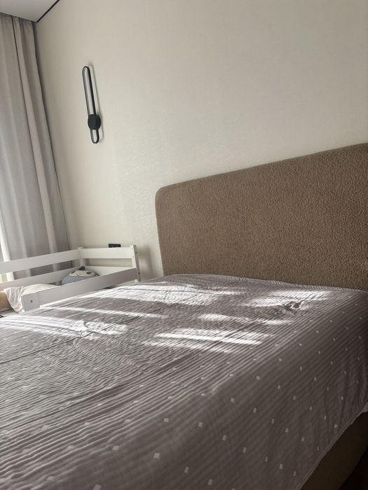 Продам кровать 1,4*2,0 с подъемным механизмом