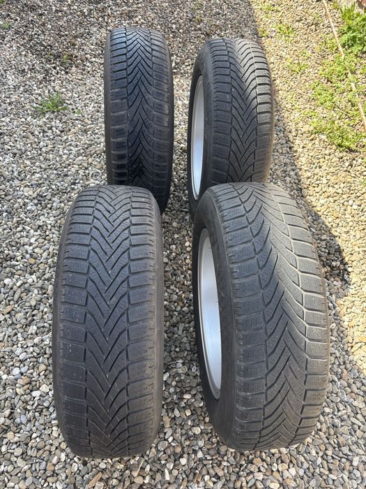 Set jante aliaj R 15 (5x112) cu anvelope 195/65R15, merg pe Seat,VW,Skoda,Audi