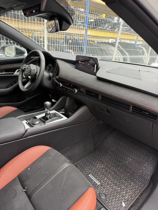 Mazda 3 2025 430 KM 1.5 BENZINA AVARIAT / AVARIATE