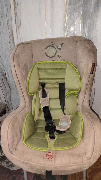 Детское кресло 5000 тг