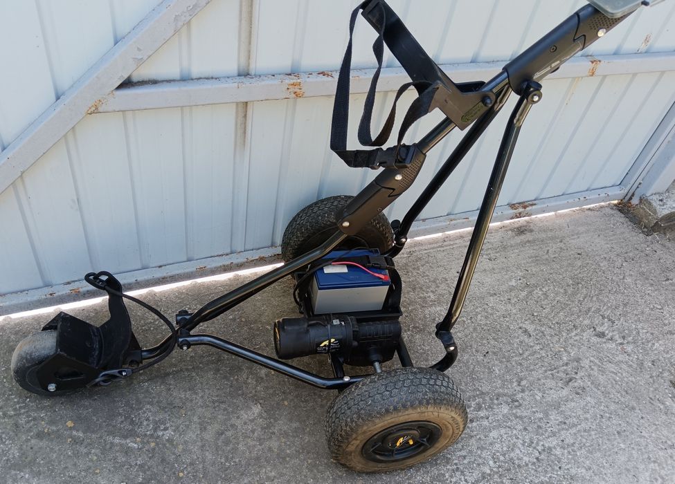Căruț electric, pliabil, cu umbrela, pt crose de golf