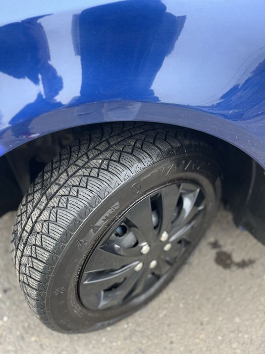 Vand Opel Corsa D (2008) 1.2 benzina.