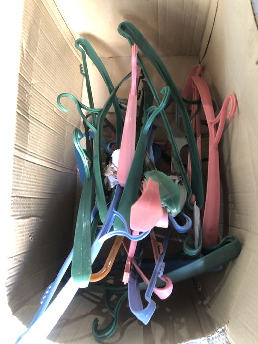 Вешалки напольные для одежды