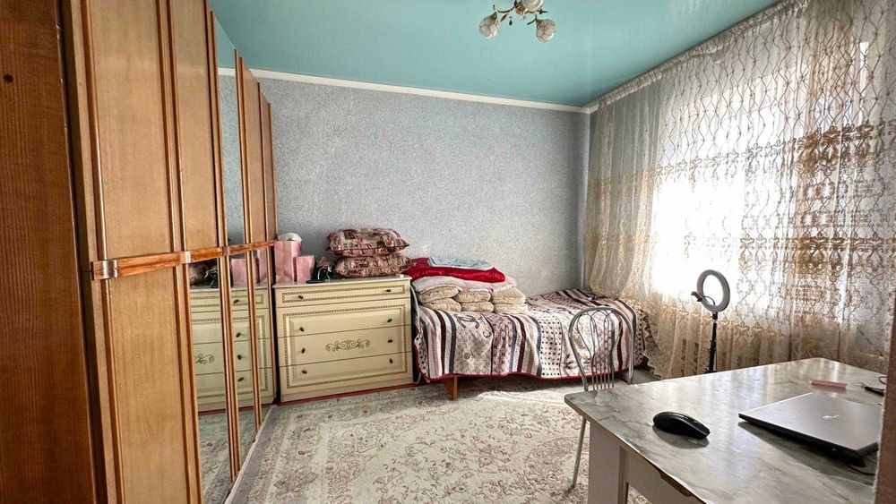 Дом Еркин, Танат Империя