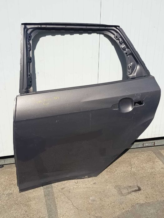 Ușa goală din spate, stânga, pentru Ford Focus mk3