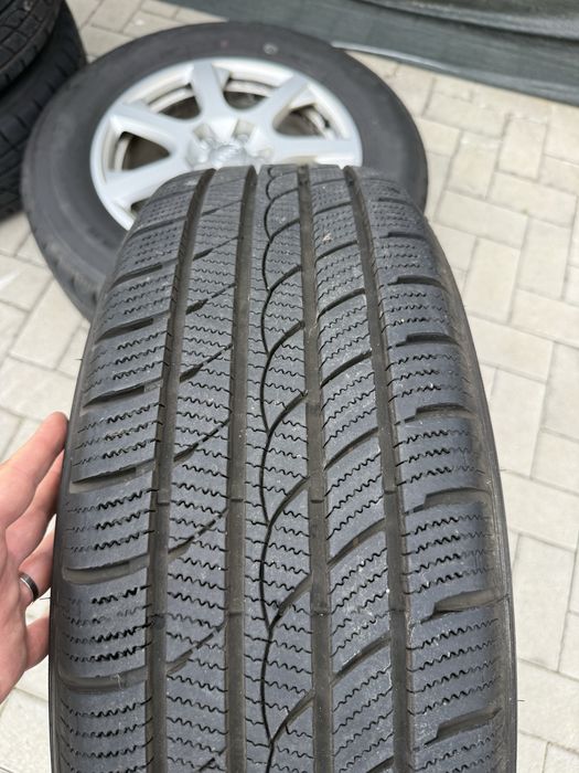 Jante Audi Q5 cu anvelope aproape noi de iarna