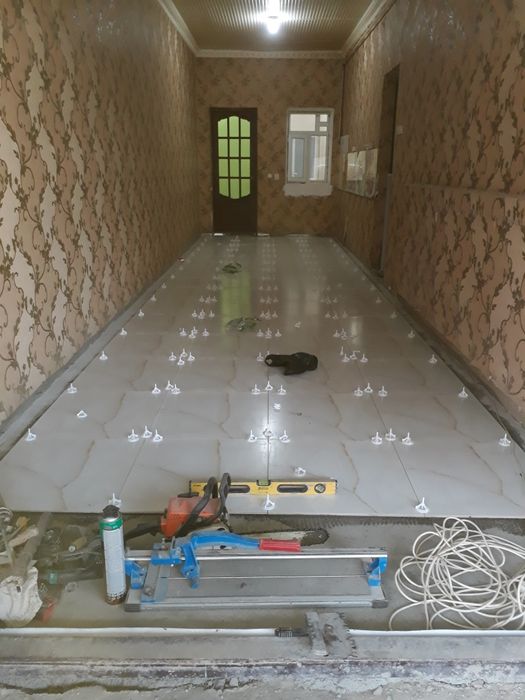 кафельщик                         плиточник