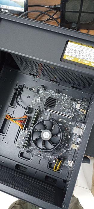 i5-12400 / 16GB / SSD / корпус PCCooler стекло