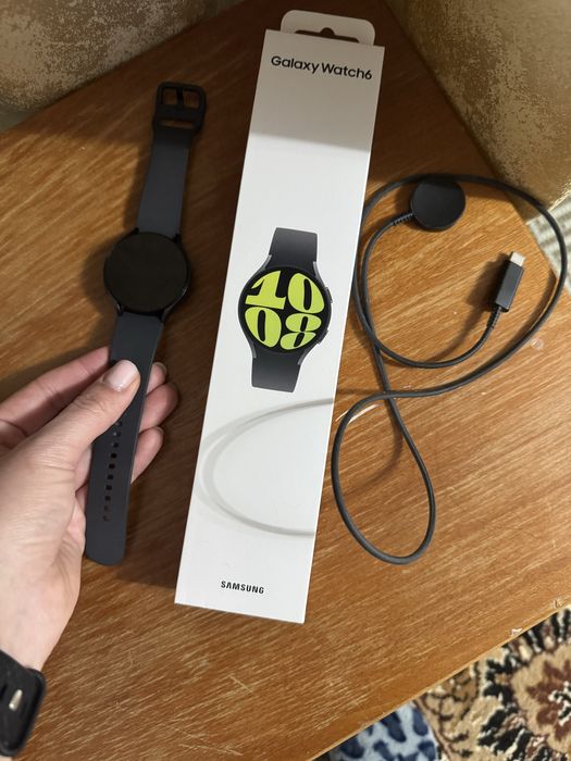 Продам смар часы samsung 6