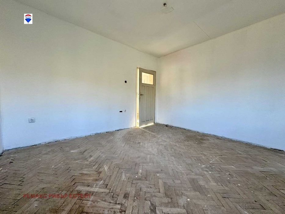 Продава се Къща в с. Пиргово, Област Русе - 120 кв.м за 541 €/кв.м - Снимка #14