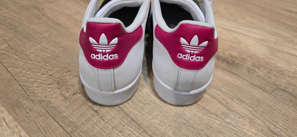 Adidas superstar 38.5-дамски кецове