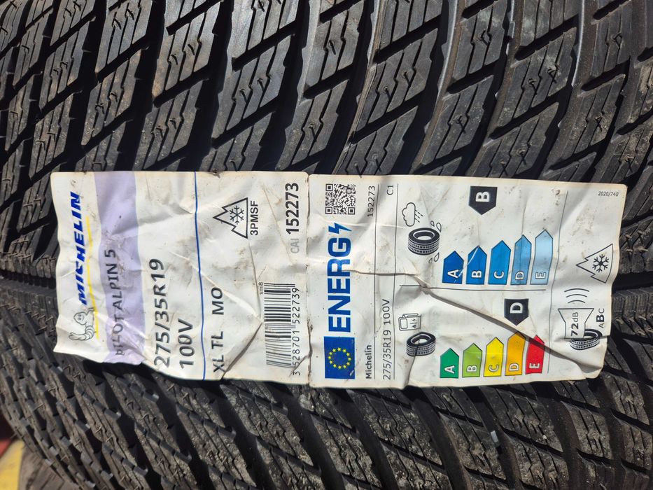 2 Anvelope M+S IARNA - 275/35/19 - Michelin Alpin 5 - NOU - OEM MERCEDES - DOT 2022 !