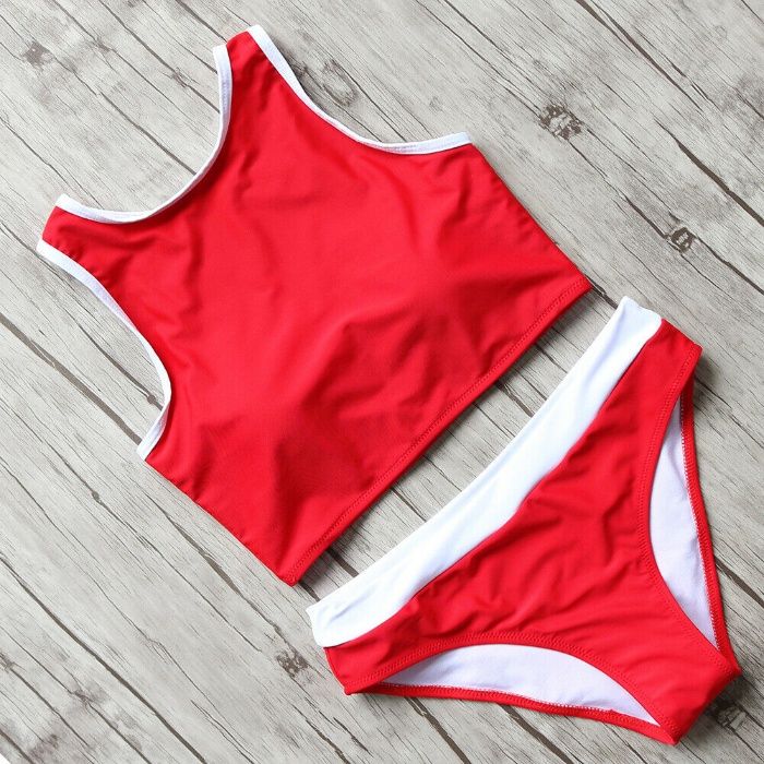 Costum de baie rosu cu bustiera