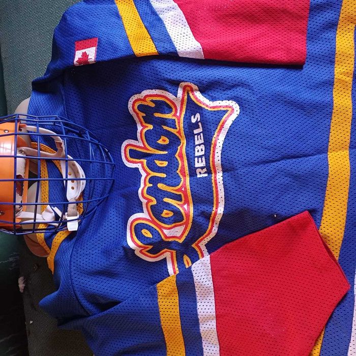 Форма для хоккея с шайбой для подростка