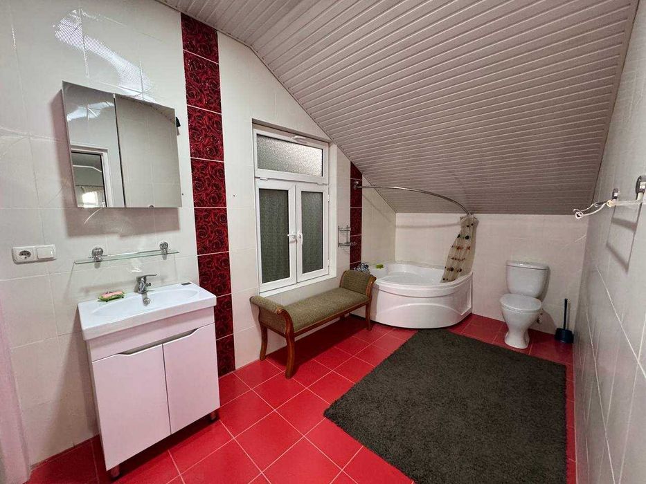 CДАЕТСЯ В АРЕНДУ 2 ДОМА в Яккасарайском районе!