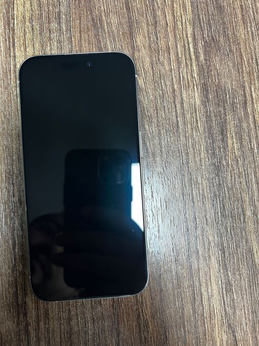 iPhone 15 pro white 128 gb