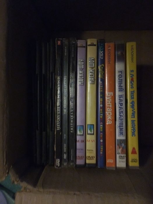 продам диски. музыка, игры, фильмы.