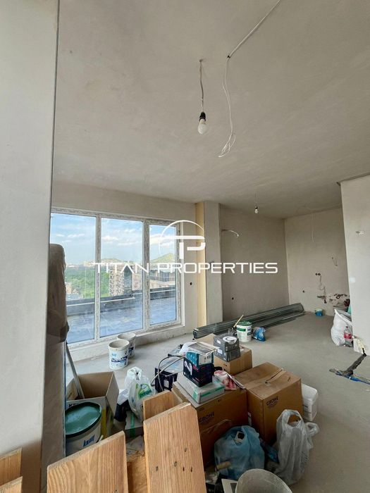 Продава се Тристаен апартамент в Пловдив, Западен - 153 кв.м за 967 €/кв.м - Снимка #1