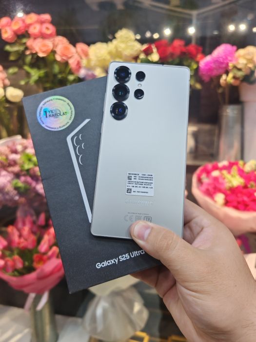 Samsung S25 Ultra 12/256Gb