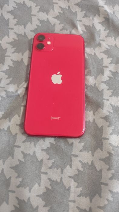 iPhone 11 product red