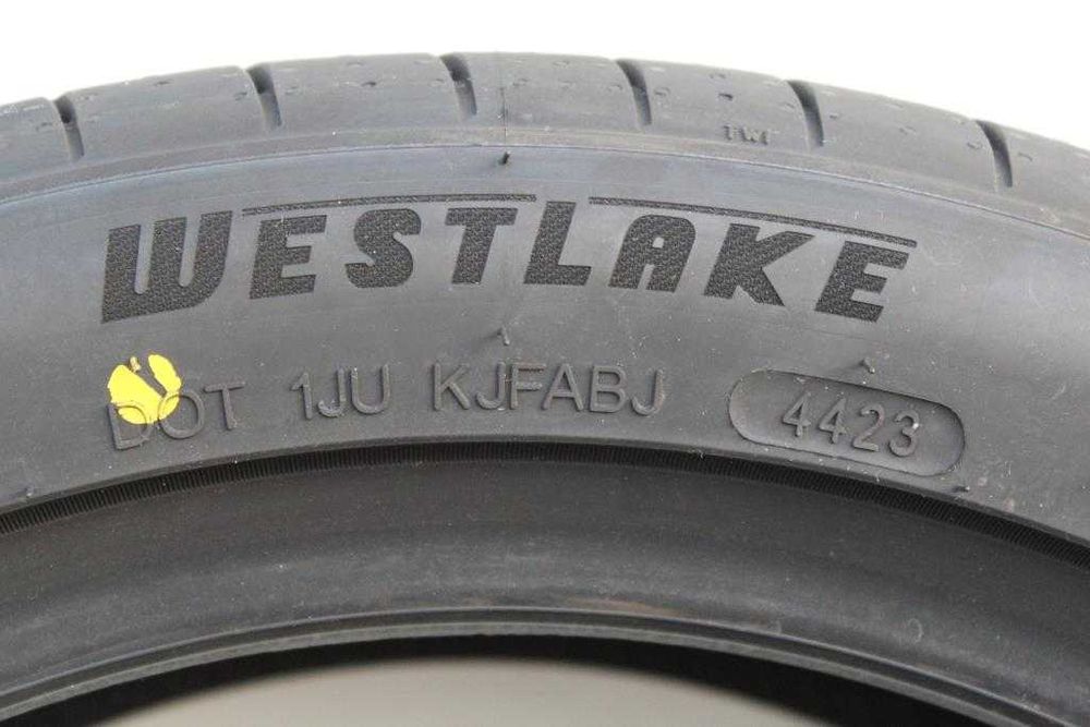 Anvelope vara noi 215/45R17 (2 modele)