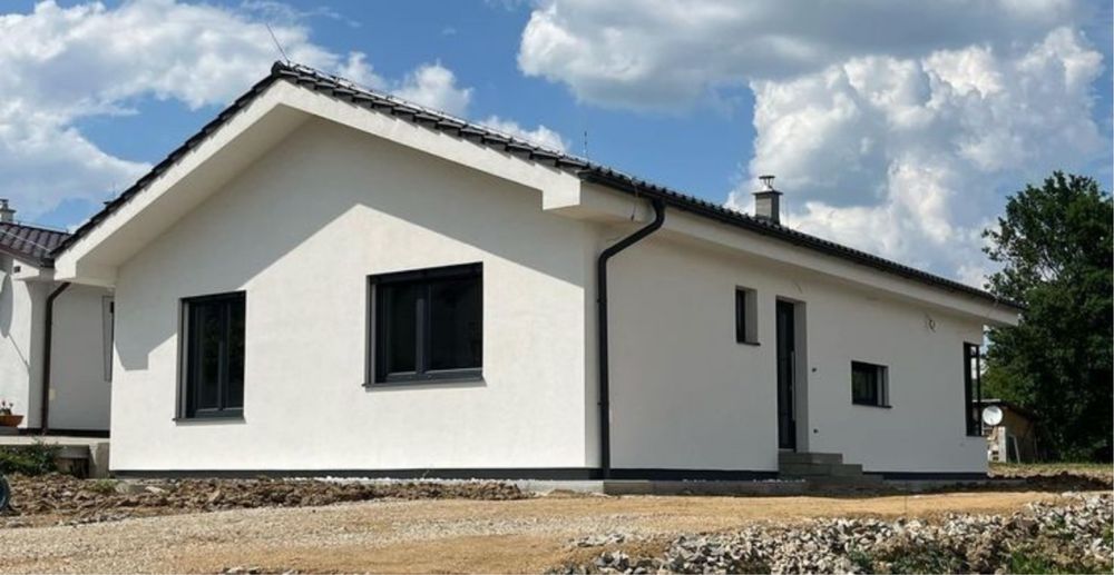 Vindem si realizam case pe structura metalica