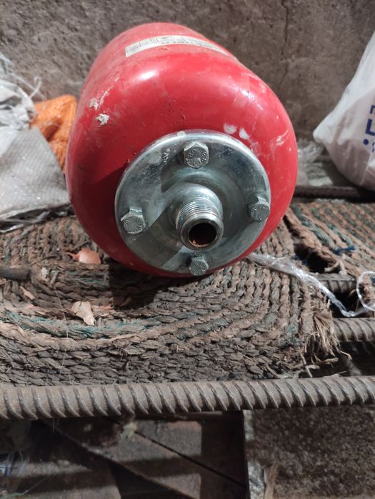 Расширительный бак.