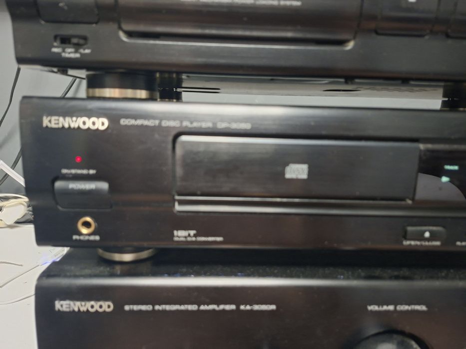 Vand cd-player Kenwood DP-3050