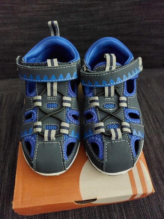 Детски сандали 25 номер