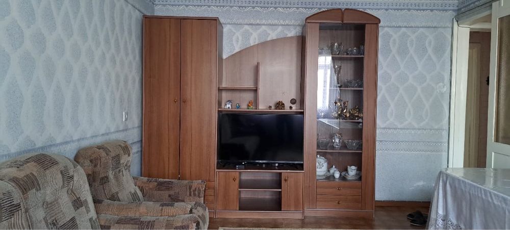 Продается мебель в зал