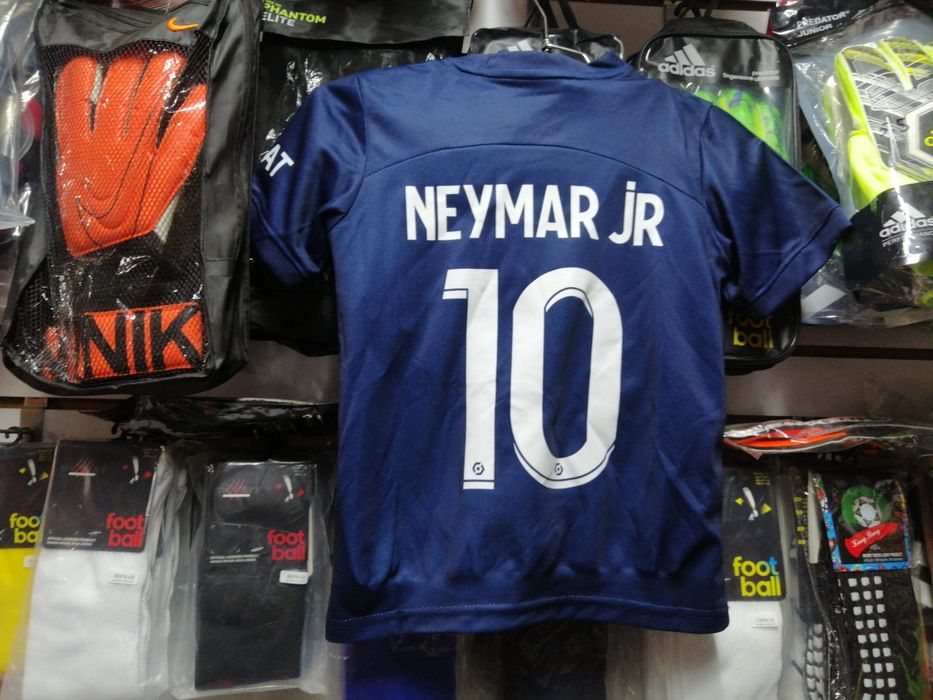 Форма футбольная взрослая и детская