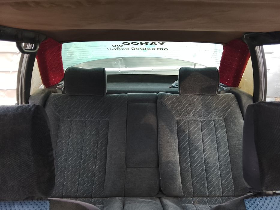 Пассат б3 седан.