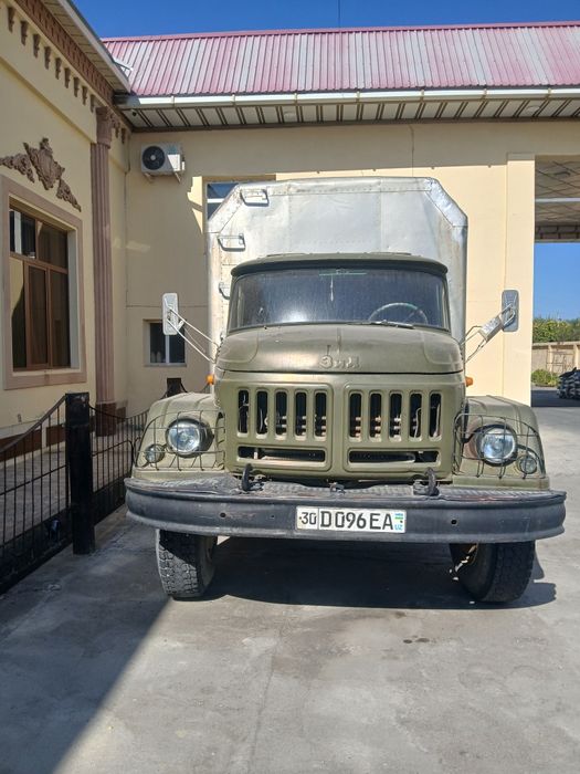 Kamaz zil gaz 66 sotiladi