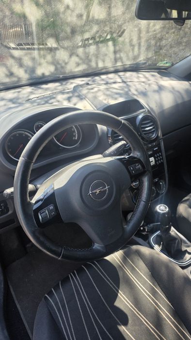 Opel cursa d an 2011