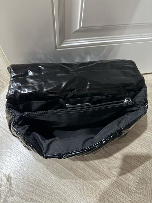 Сумка черная дутик