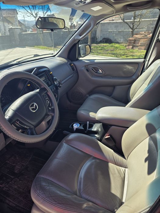 Vand sau schimb mazda