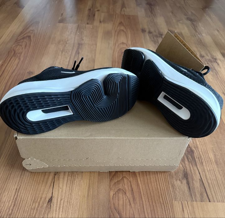 Маратонки Nike Versair