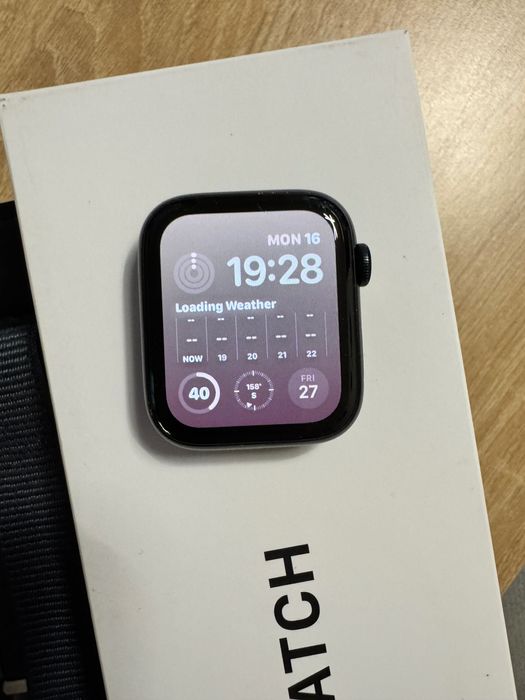 Apple Watch SE2 44mm.Mid Loop