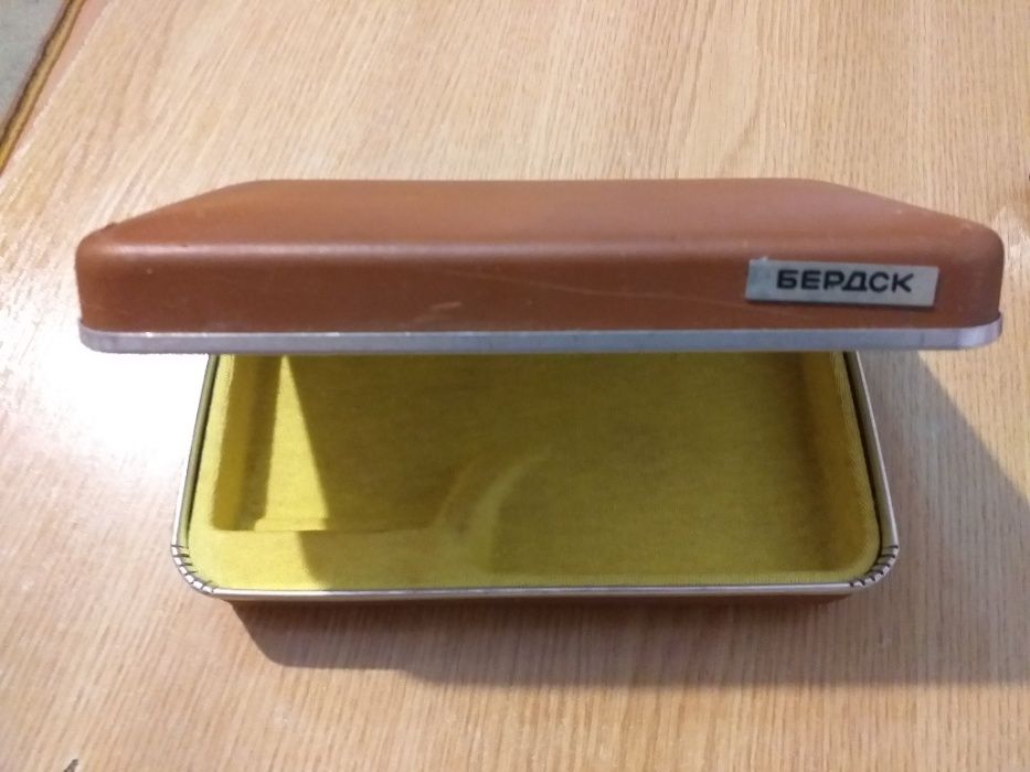 Aparat de barbierit rusesc Berdsk 10