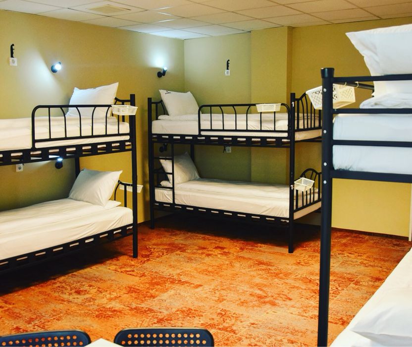 Paturi etajate cadru metalic + saltea