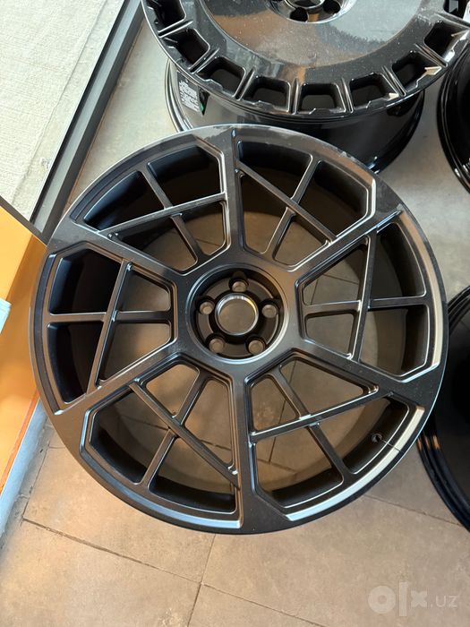 Zeekr 9X диски R22